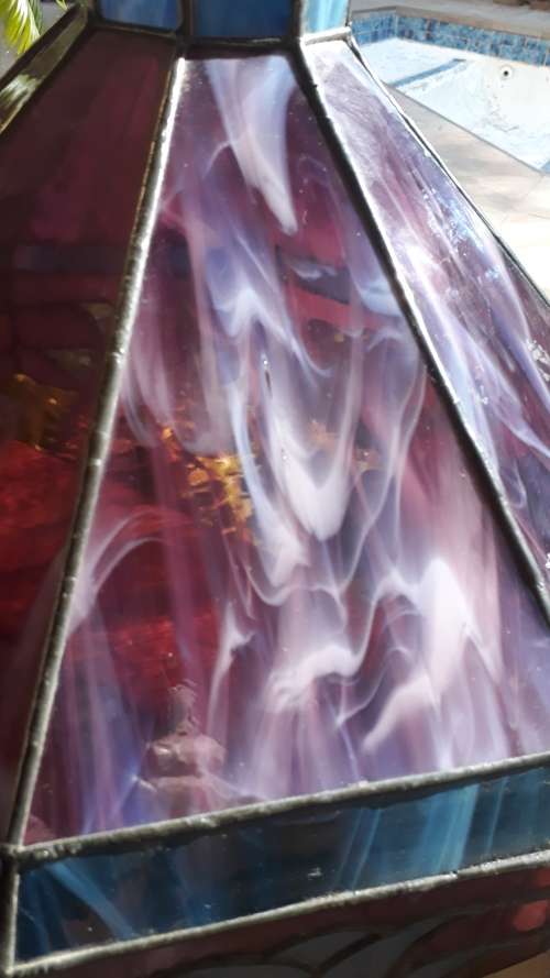 BEAUTIFUL STAINED GLASS & LEAD?? TIFFANY STYLED LAMP SHADE. HEAVY!