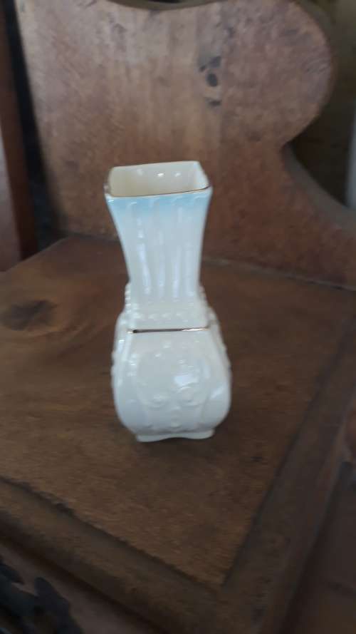 BELEEK IRELAND  SMALL BUD VASE PRETTY WITH RELIEF