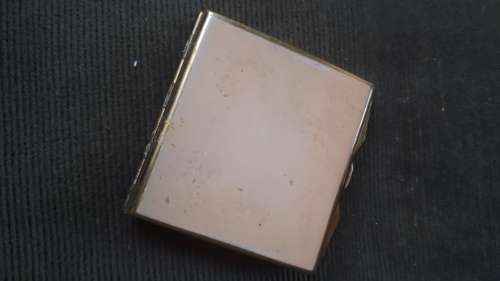 VINTAGE STRATTON ENGLAND POWDER COMPACT DECORATED WITH BIRDS & BRANCHES