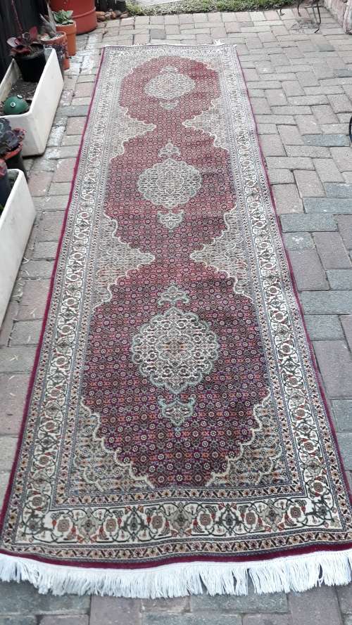REDUCED!!!! FINELY HAND KNOTTED PERSIAN MAHI TABRIZ RUNNER (HERATI DESIGN)