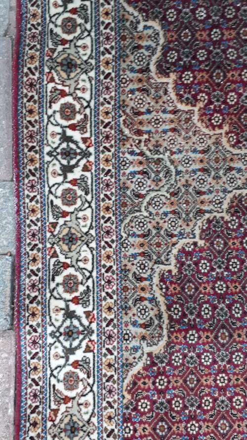REDUCED!!!! FINELY HAND KNOTTED PERSIAN MAHI TABRIZ RUNNER (HERATI DESIGN)