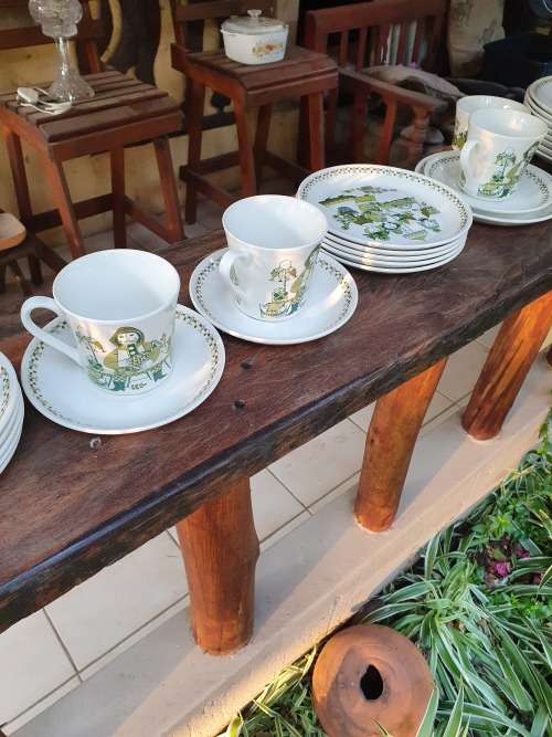 MID CENTURY VINTAGE RETRO NORWAY FIGGJO FLINT TURI DESIGN "MARKET" DINNER SERVICE