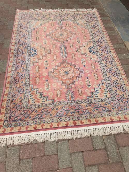 GORGEOUS AS NEW HAND KNOTTED ORIENTAL SINKIANG CARPET / RUG GEOMETRIC FLORAL