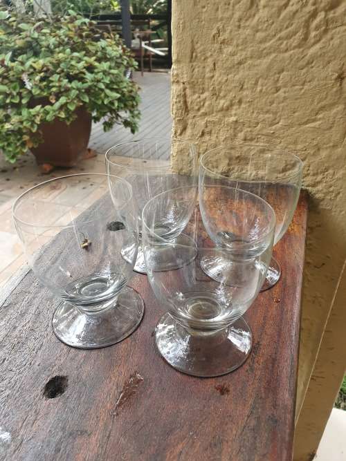 VINTAGE RETRO SET OF 4 CRYSTAL SMOKEY GREY DRINKING GLASSES