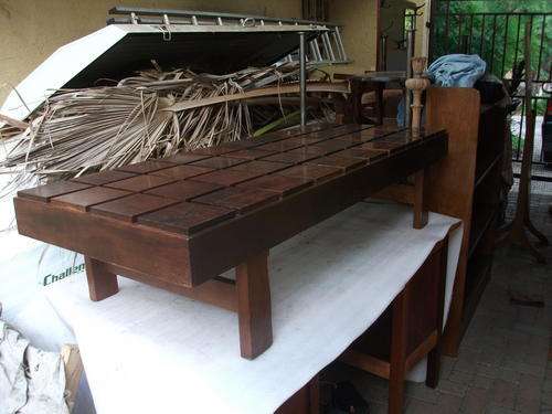 RETRO??  (DEFINITELY VINTAGE)  RECTANGULAR COFFEE TABLE MADE OF WOOD SQUARES. I LIKE IT A LOT!!
