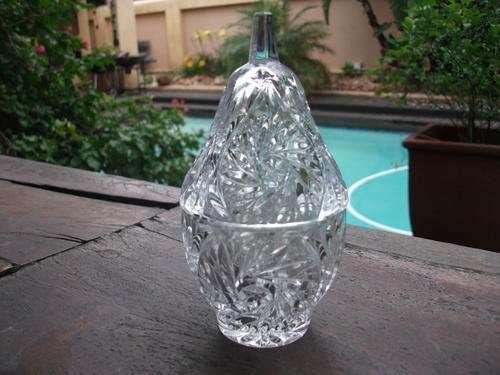 PEAR SHAPED PRESSED GLASS TRINKET?? DISH WITH LID. DELICIOUS!