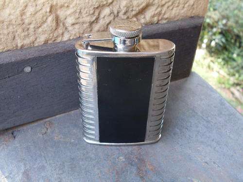 NIFTY SMALL HIP FLASH BLACK & SILVER WITH SCREW OFF LID WHICH IS SKILLFULLY ATTACHED.