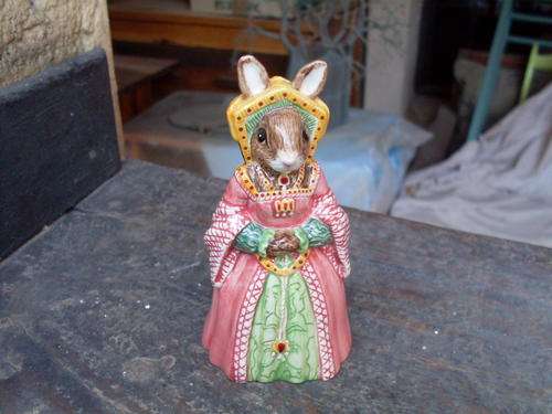 ROYAL DOULTON THE TUDOR COLLECTION DB 308 JANE SEYMOUR BUNNYKINS