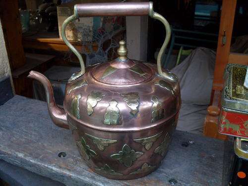 ANTIQUE??? VINTAGE LARGE COPPER KETTLE WITH APPLIED BRASS PIECES. UNUSUAL & STUNNING