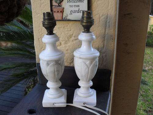 LOVELY PAIR OF  VINTAGE??  ITALIAN HAND CARVED ALABASTER LAMP BASES WORKING!