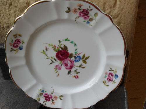 OLD ROYAL CAKE/SIDE PLATE WITH FLORAL (ROSES, MORNING GLORY'S AND OTHER)  PLUS GILT TRIM , NICE!