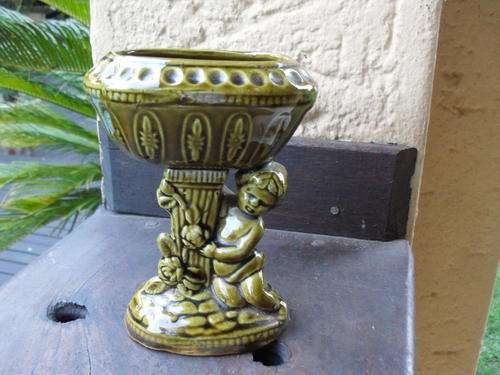 EXTREMELY ATTRACTIVE AND DECORATIVE CHERUB TYPE VASE, NICE DETAIL CERAMIC AND GLAZED HAS MARKING