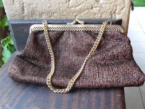 RATHER NICE GOLD CHAIN HANDLE SHINY BRONZE COLOUR EVENING HANDBAG