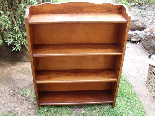 ABSOLUTELY GORGEOUS VINTAGE?? SOLID WOOD BOOKCASE. A MUST HAVE!!!