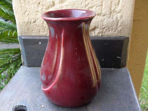 GORGEOUS MAROON LUCIA WARE VASE.NUMBER 2705 MUST VIEW IT IS A NICE PIECE