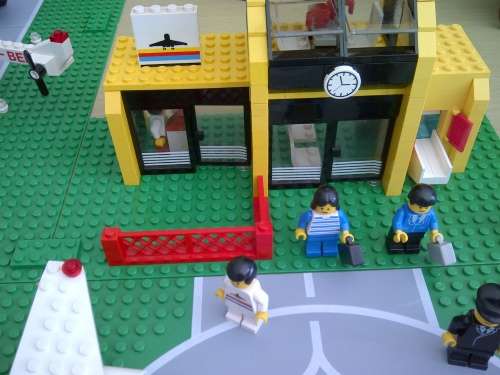 vintage lego airport #6392 1980's