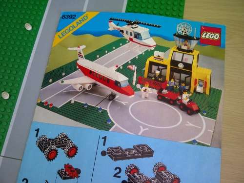 vintage lego airport #6392 1980's