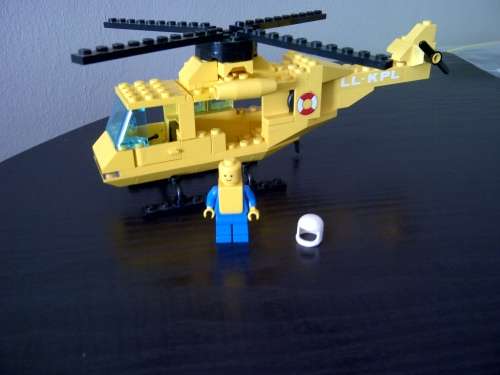 vintage lego 1980's 90% complete no instructions