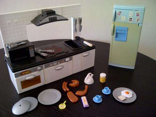 barbie kitchen