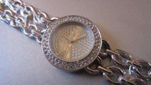 GUESS LADIES WATCH - SILVER ROUND DIAMOND FACE!!!