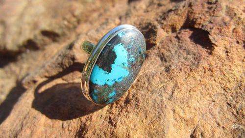 STERLING SILVER RING, WITH GENUINE AUZORITE GEMSTONE!!