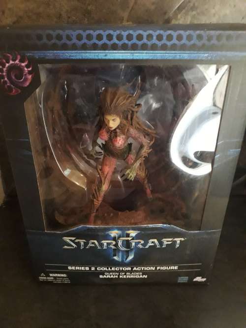 Starcraft Kerrigan 7 inch figure