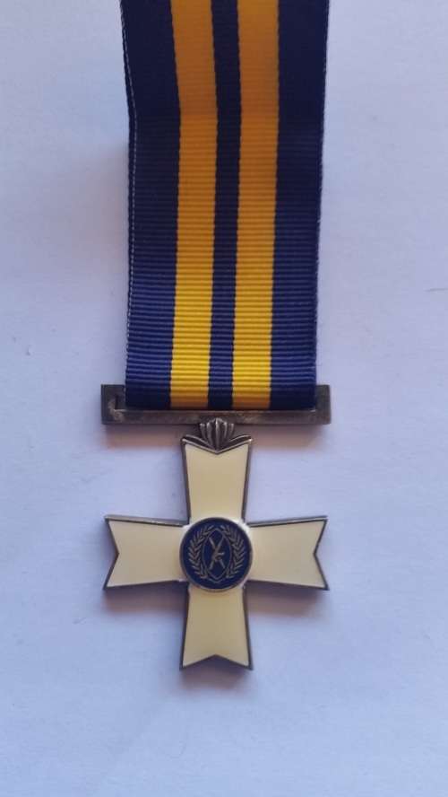 SANDF - APLA Gold Decoration for Merit - Full-size (FOR GRAEME ONLY)