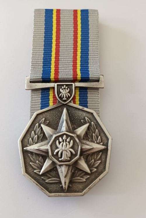 South African Police Service - 20 year Loyal Service medal - Full size & Original