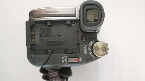 Sony DCR-HC28 MiniDV Handycam Tape Camcorder with 20x Optical Zoom - Vintage Collectors