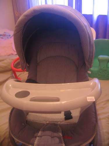 Chelino grey bouncer with shade cover