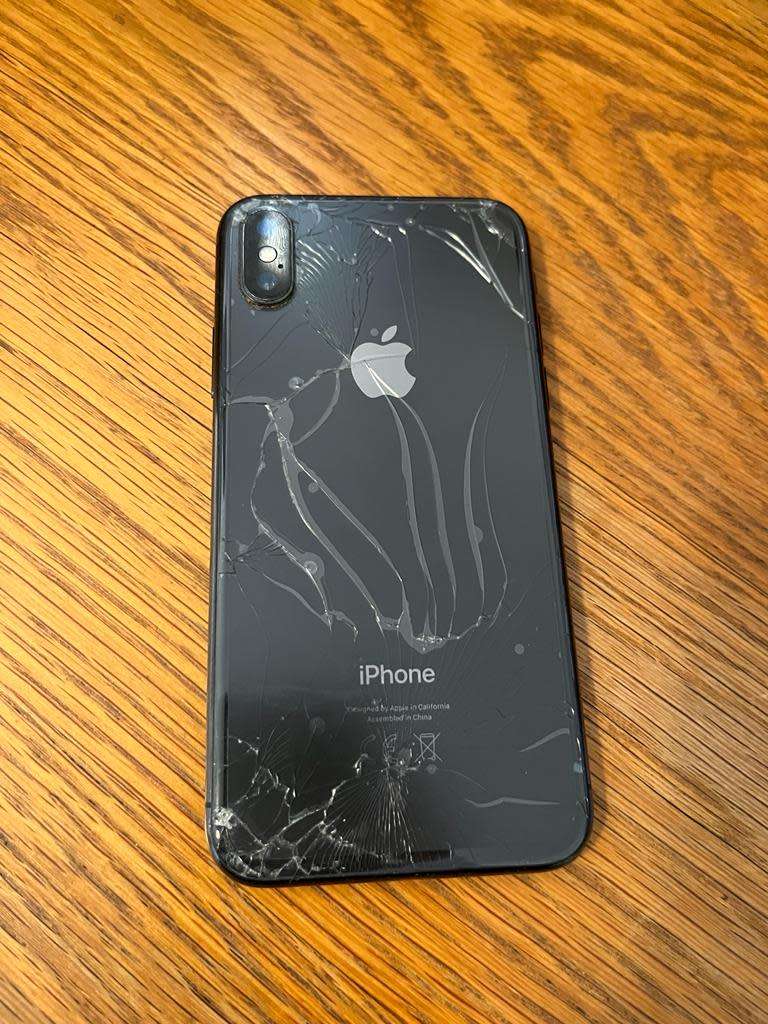 iPhone X 256GB - Pre-Owned - Please read description