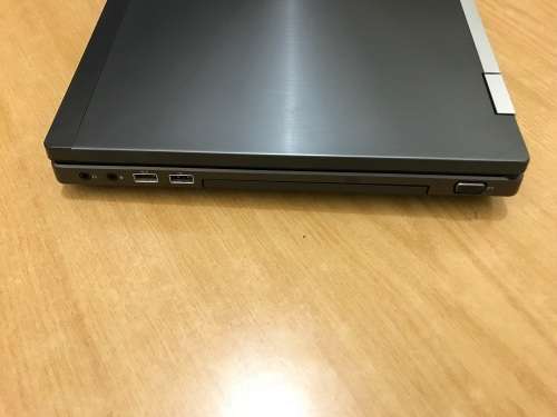 HP ELITEBOOK 8760W**QUAD CORE i7**12GB RAM **500GB HDD**NVIDIA QUADRO 3000**17.3" FHD**BLU-RAY**WIN7