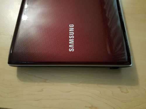 SAMSUNG R730 | Dual-Core 2.30GHz | 3GB RAM | 250GB HDD | 17" LED | DVD | WIN10