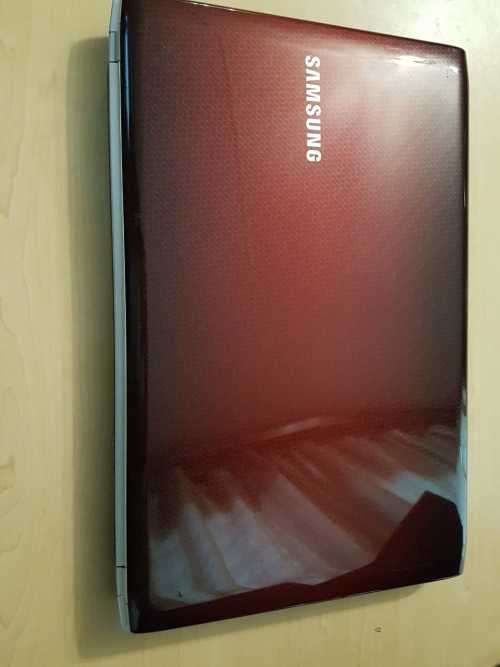 SAMSUNG R730 | Dual-Core 2.30GHz | 3GB RAM | 250GB HDD | 17" LED | DVD | WIN10