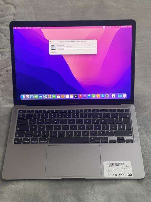Apple MacBook Air (13-inch 2020) M1 Chip 8 core CPU 7 core GPU 8GB Memory 256GB SSD Space Grey