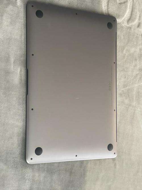 Apple MacBook Air (13-inch 2020) M1 Chip 8 core CPU 7 core GPU 8GB Memory 256GB SSD Space Grey