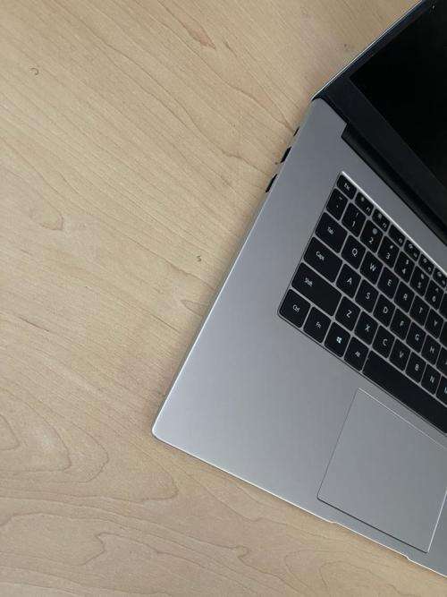 HUAWEI MATEBOOK D15 | 10TH GEN CORE i3-10110U | 8GB DDR4 | 256GB SSD | 15.6` FHD | WIN10