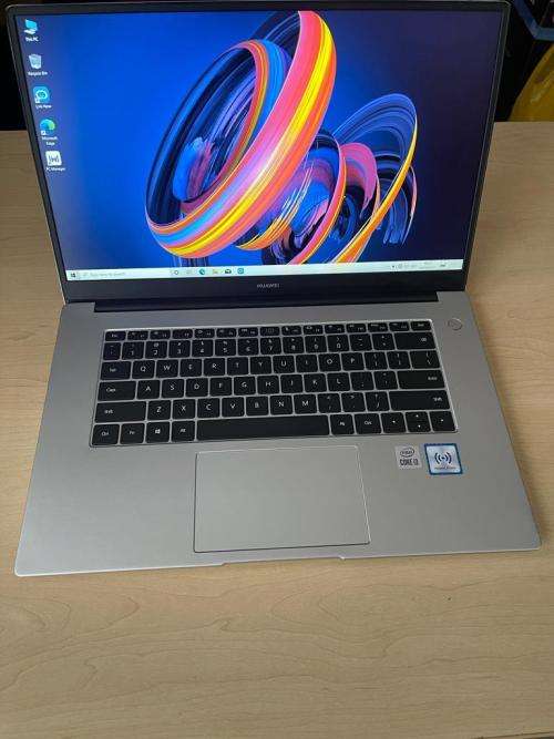 HUAWEI MATEBOOK D15 | 10TH GEN CORE i3-10110U | 8GB DDR4 | 256GB SSD | 15.6` FHD | WIN10