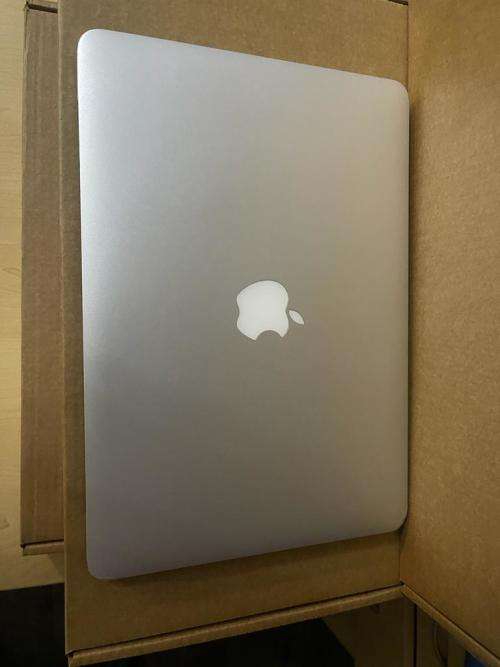 EARLY 2015 MACBOOK PRO 13` RETINA | INTEL CORE i5-5257U | 8GB RAM | 128GB SSD | macOS Catalina