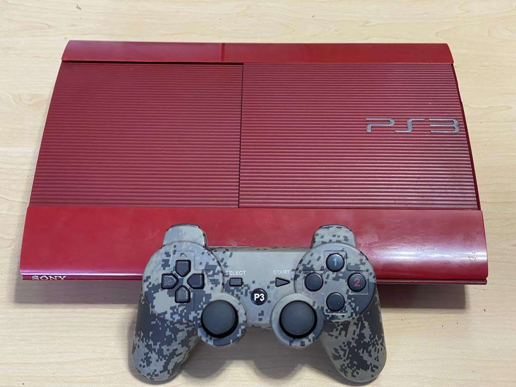 PLAYSTATION 3 500GB SLIM