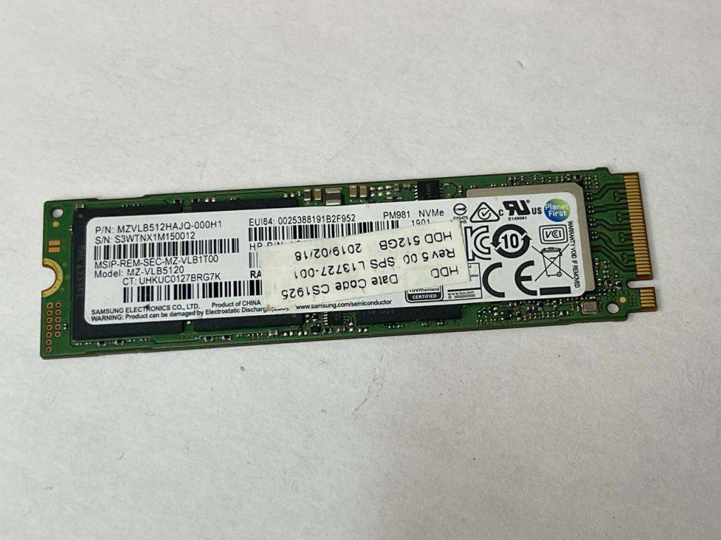 SAMSUNG PM981 PCIe NVMe SSD 512GB M.2 2280