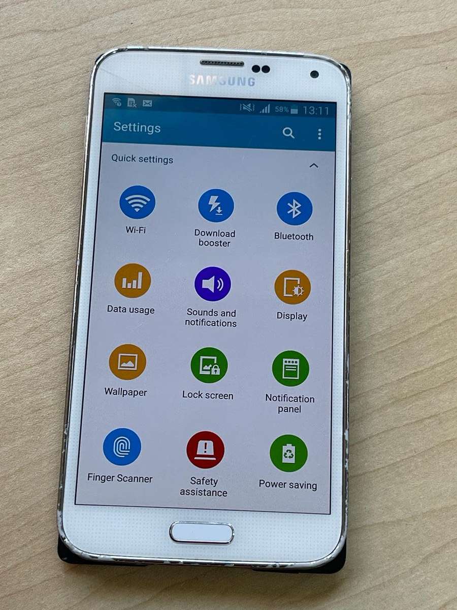 Samsung Galaxy S5 16GB LTE (SM-G900F)