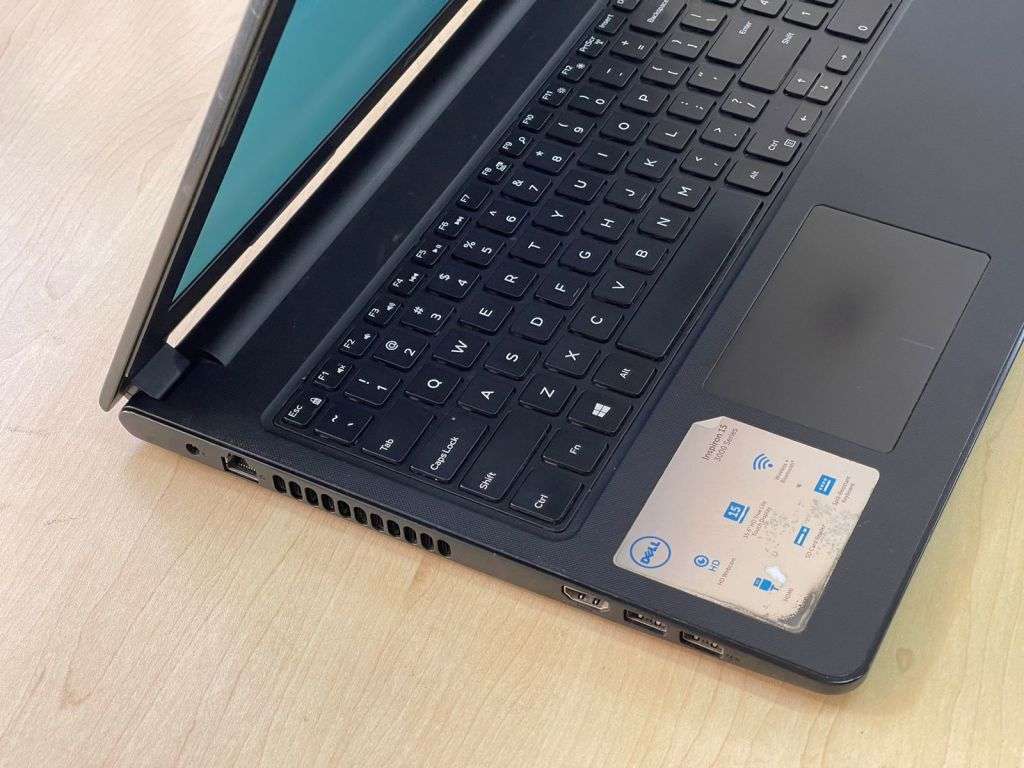 DELL INSPIRON 15 3000 | 7TH GEN CORE i3-7100U | 8GB RAM | 1TB HDD | 15.6 LED | WIN10