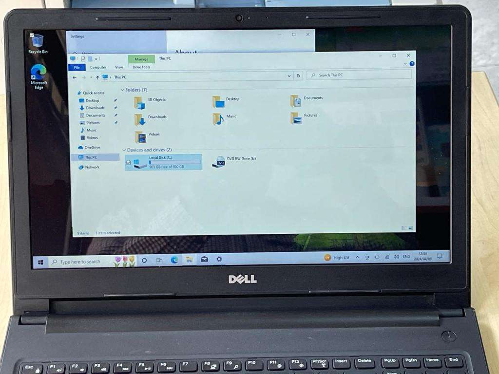 DELL INSPIRON 15 3000 | 7TH GEN CORE i3-7100U | 8GB RAM | 1TB HDD | 15.6 LED | WIN10