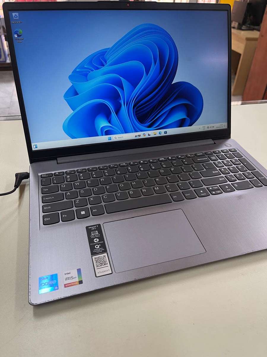 LENOVO IDEAPAD 3 | 11TH GEN CORE i5-1135G7 | 8GB DDR4 | 1TB HDD | 15.6 IPS FHD | WIN11