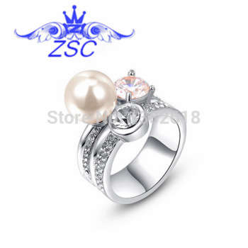 SILVER PLATED DOUBLE BAND WEDDING RING WITH WHITE GLASS PEARL AND SILVER RHINESTONES--SIZE 8