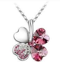 ACRYLIC CLOVER NECKLACE WITH CHAIN