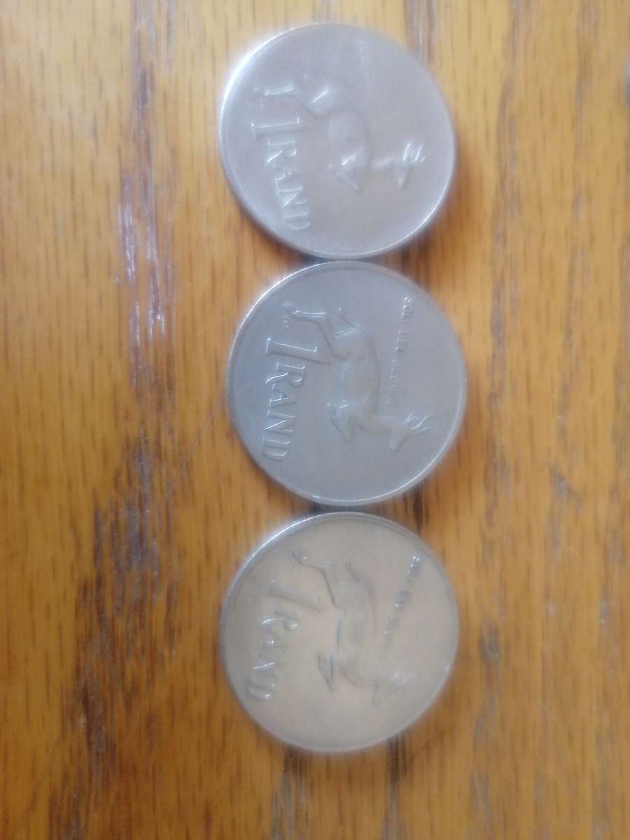 1977..1987..1988.. South Africa R1. 00 coins