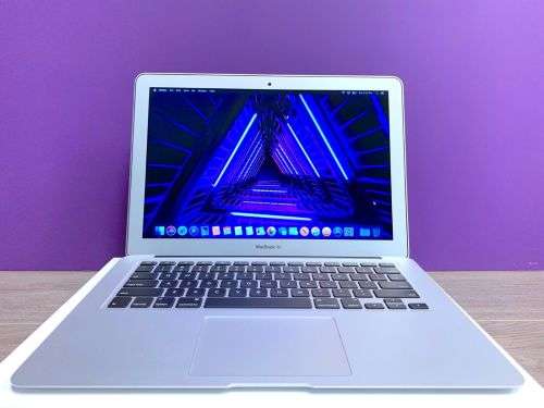 APPLE MACBOOK AIR 13` 2017  INTEL i5 8GB RAM 128GB SSD MAC OS MONTEREY