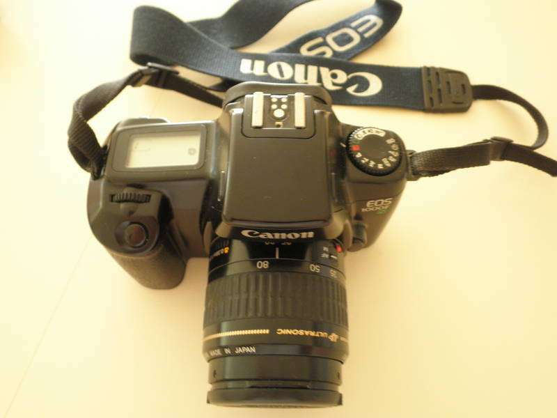 canon eos 1000f